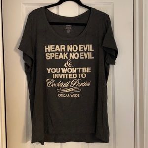Shirt with Oscar Wilde saying